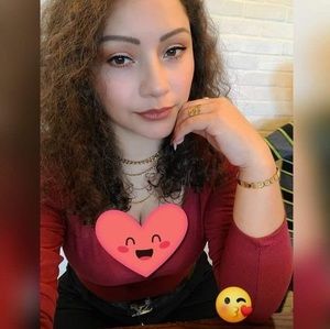 Meet your Posher, Aracely